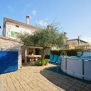 House Mario , Peresiji Kroatien